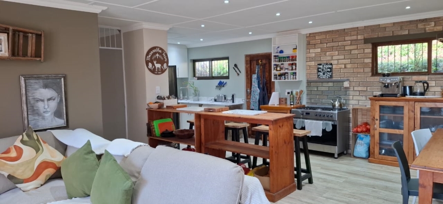 4 Bedroom Property for Sale in Sunrise On Sea Eastern Cape
